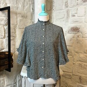 No Less Than | Ruffle Collar Floral Blouse